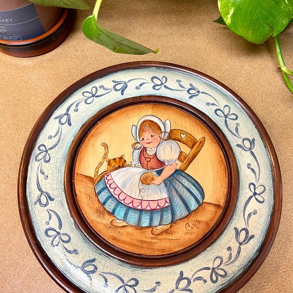 Hand Painted Signed Wooden Folk Art Decorative Plate Vintage - Picture 9 of 11